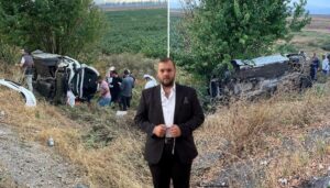 genc surucuyu hayattan koparan kaza MHpmR1Of.jpg