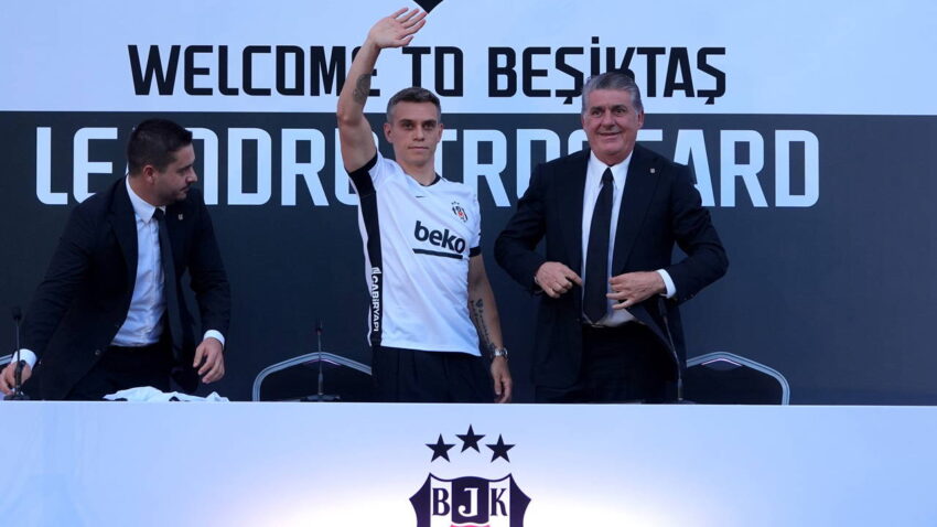 Besiktastan leandro trossard karari kadro uefaya bildirildi 4QAOaIXe